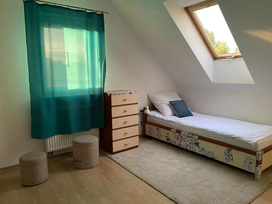 4 Bedroom Family House With Access To A Hot Tub Appartamento Goczałkowice-Zdrój