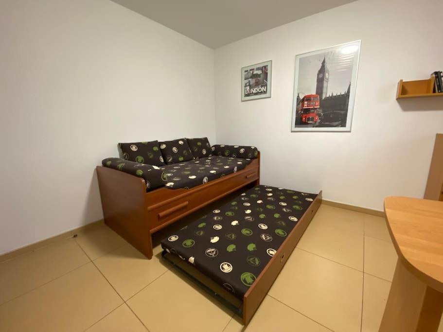 Appartamento 4 Bedroom Family House With Access To A Hot Tub *