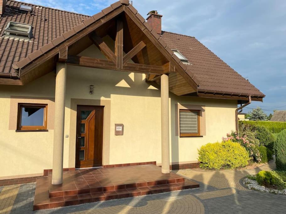 Appartamento 4 Bedroom Family House With Access To A Hot Tub *